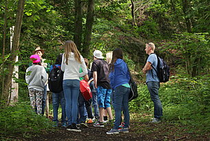Auf den Spuren der Waldbauernkinder Auf den Spuren der Waldbauernkinder